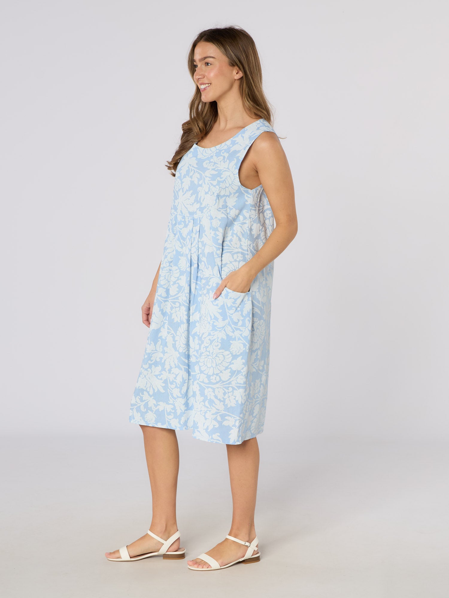 luca vanucci linen dress Luca Vanucci